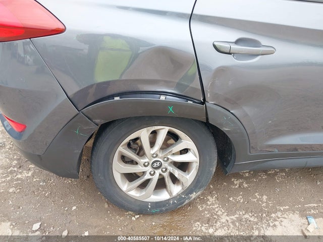 Hyundai TUCSON SE 2018 KM8J23A45JU645749 Image 6