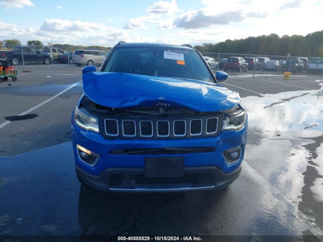 3C4NJDCB7JT131082 Jeep Compass Limited 4x4