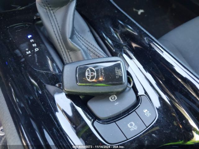 JTNKHMBX6L1086685 Toyota C-HR XLE
