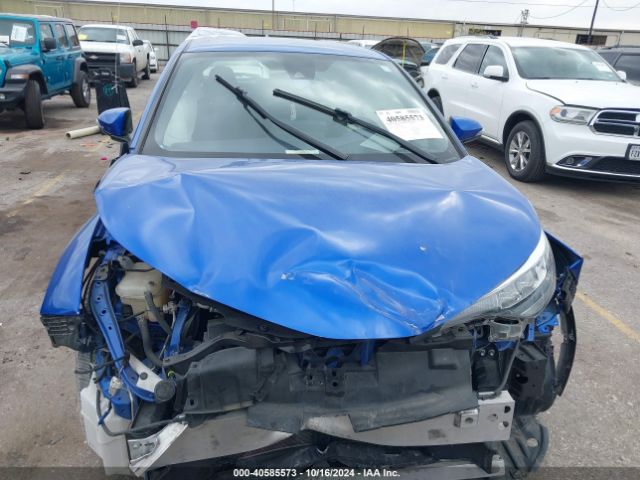 JTNKHMBX6L1086685 Toyota C-HR XLE