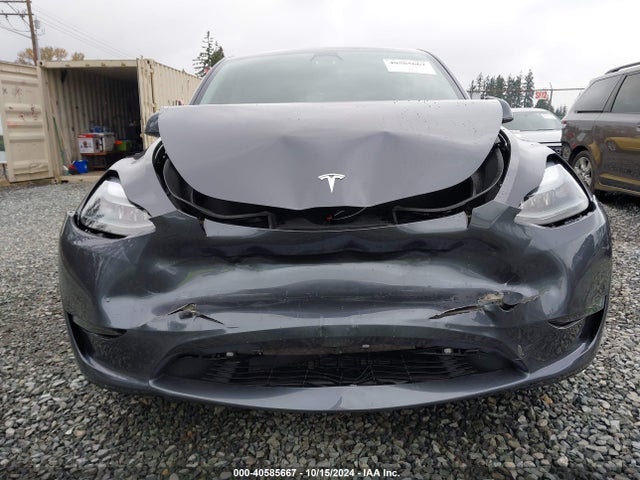 2023 TESLA MODEL Y 7SAYGDEE1PF645877 Photo 5