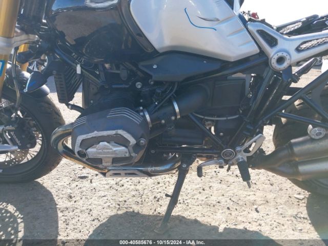 2019 BMW R NINE T WB10J0306KZ698957 Photo 8