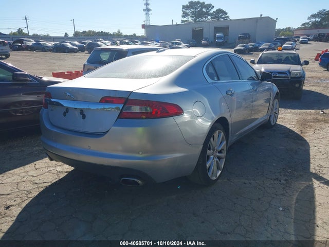 2010 JAGUAR XF SAJWA0GB5ALR54372 Photo 3