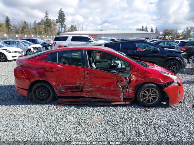 Toyota Prius Two 2017 JTDKBRFU5H3535529 Image 14