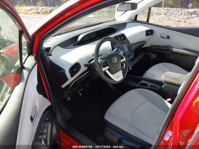 Toyota Prius Two 2017 JTDKBRFU5H3535529 Image 5