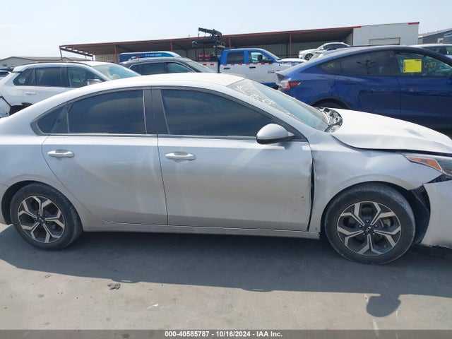 KIA Forte Lxs 2019 3KPF24ADXKE070354 Image 13