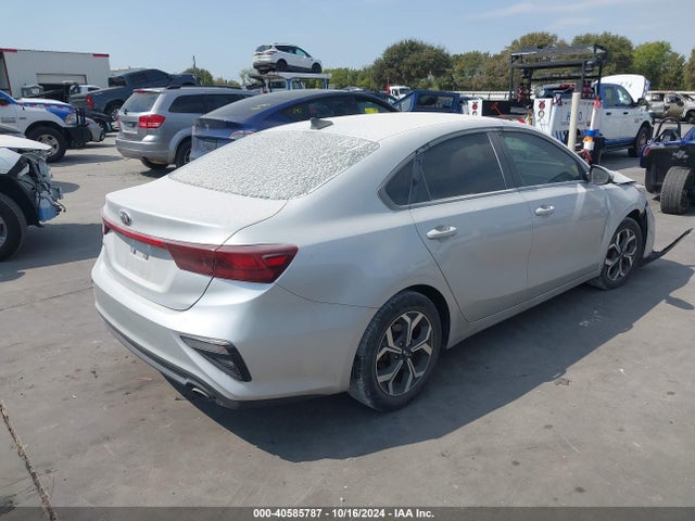 KIA Forte Lxs 2019 3KPF24ADXKE070354 Image 4