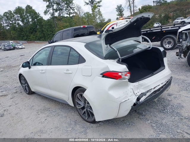 Toyota COROLLA SE 2021 5YFP4MCE2MP082035 Image 3