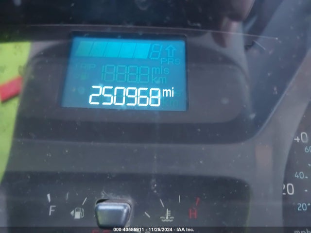 Ford Transit-150 2016 1FTYE1YM2GKB48957 Image 15