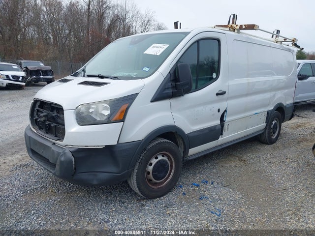 Ford Transit-150 2016 1FTYE1YM2GKB48957 Image 2