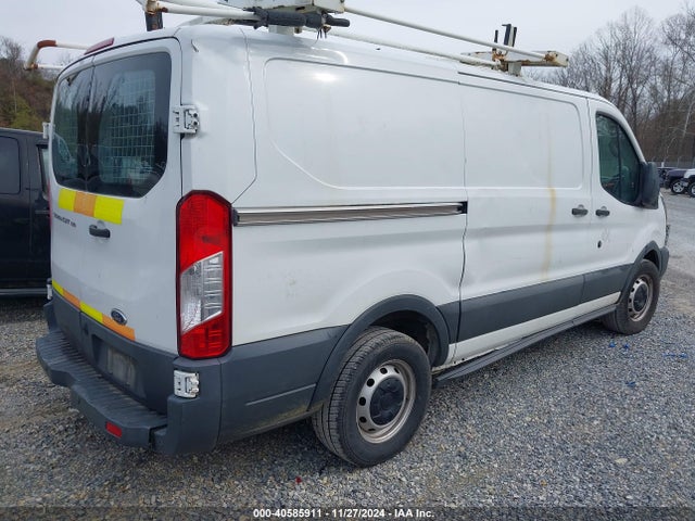 Ford Transit-150 2016 1FTYE1YM2GKB48957 Image 4