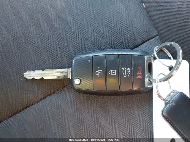 KIA FORTE LX 2016 KNAFK4A62G5614041 Image 11