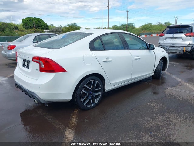 YV126MFL7H2432160 Volvo S60 T5 Dynamic