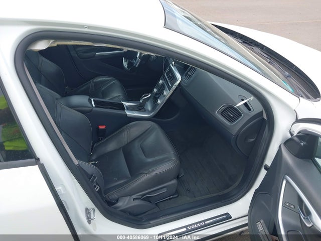 Volvo S60 T5 Dynamic 2017 YV126MFL7H2432160 Image 5
