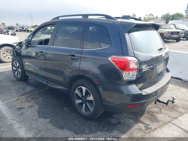 Subaru Forester 2.5i Limited 2018 JF2SJAJC8JH596242 Image 3