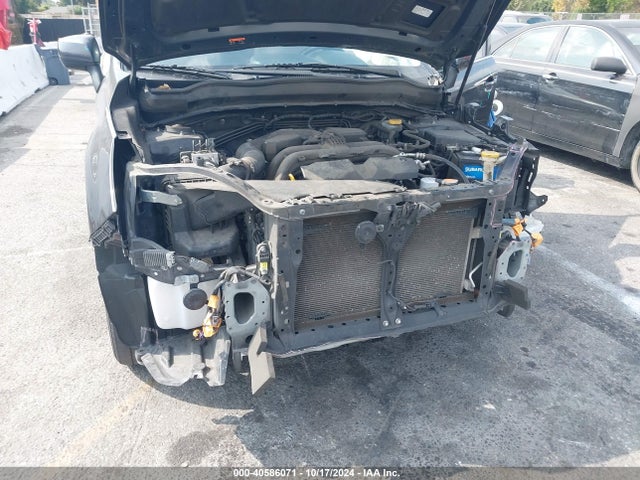 Subaru Forester 2.5i Limited 2018 JF2SJAJC8JH596242 Image 6