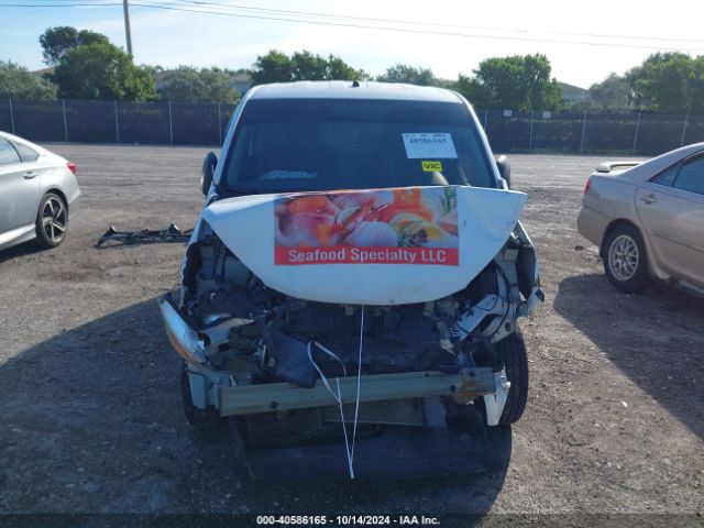 3N6CM0KN0FK705986 Nissan Nv200 S/sv