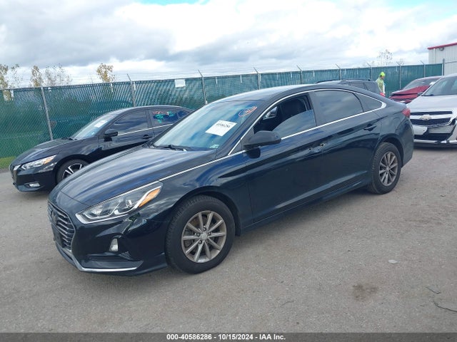 Hyundai SONATA SE 2018 5NPE24AF0JH707775 Image 2