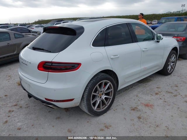 2017 PORSCHE MACAN WP1AF2A53HLB60830 Photo 3
