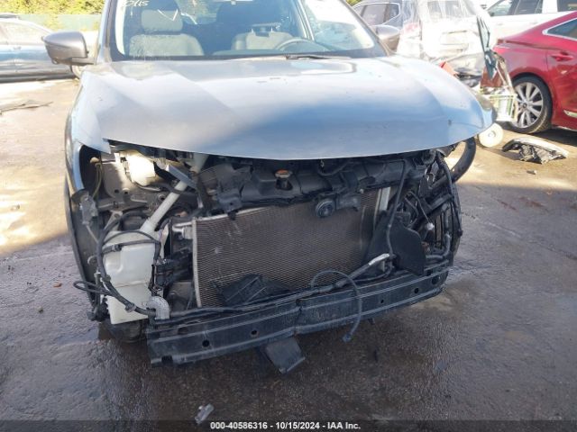 KNMAT2MV7GP618415 Nissan ROGUE SV