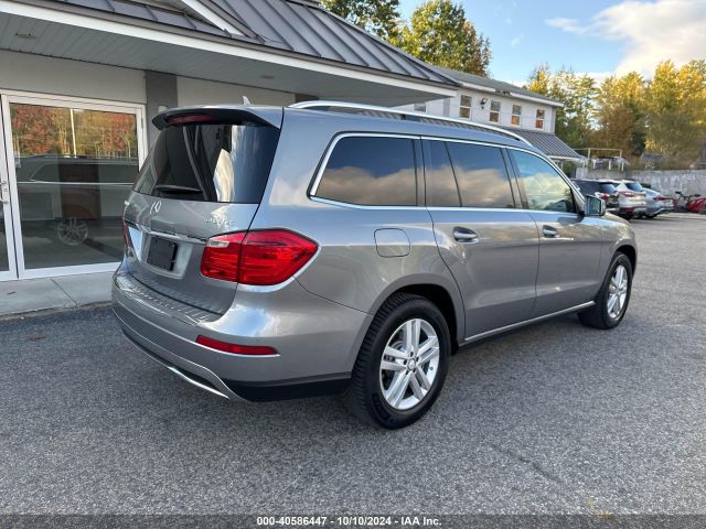 2016 MERCEDES-BENZ GL 4JGDF2EE3GA648335 Photo 3