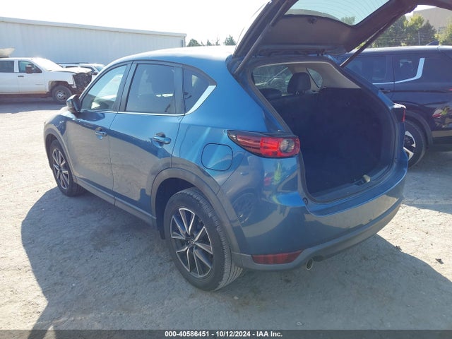 Mazda Cx-5 Touring 2018 JM3KFACMXJ0420904 Image 3