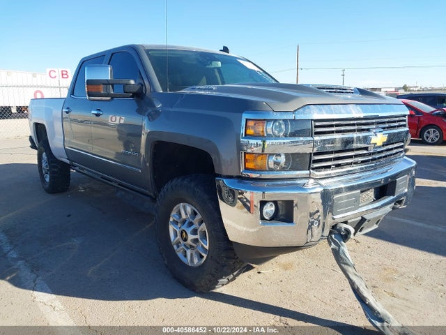 2017 1GC1KWEY5HF187101 main image