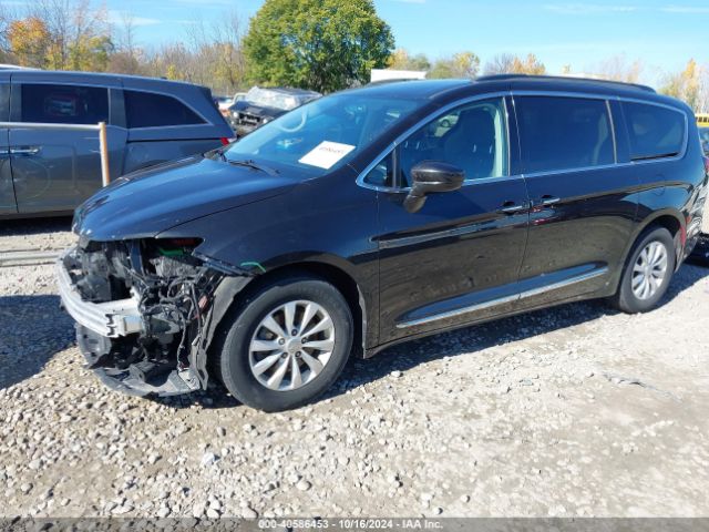 2C4RC1BG9HR691920 Chrysler Pacifica Touring-l