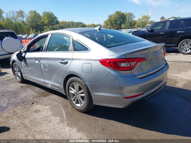 Hyundai SONATA SE 2015 5NPE24AF7FH005962 Image 3