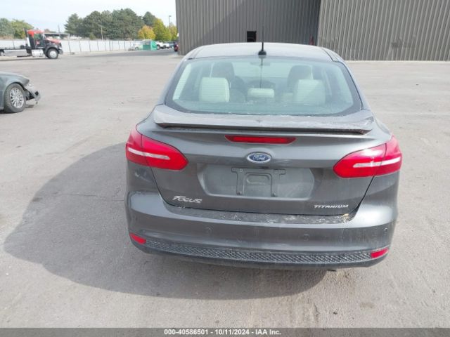 1FADP3J24JL294085 Ford Focus Titanium
