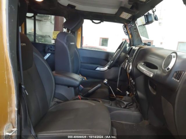 1C4BJWFG2EL245983 Jeep Wrangler Unlimited Rubicon