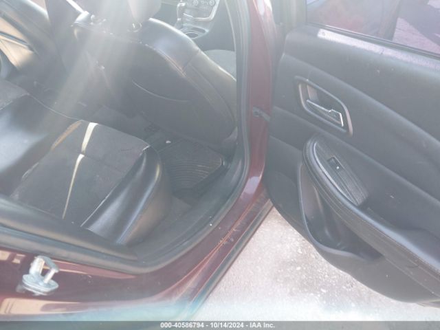 1G11D5SL2FF160196 Chevrolet MALIBU 2LT