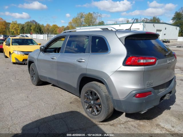 1C4PJMCS8FW649471 Jeep Cherokee Latitude