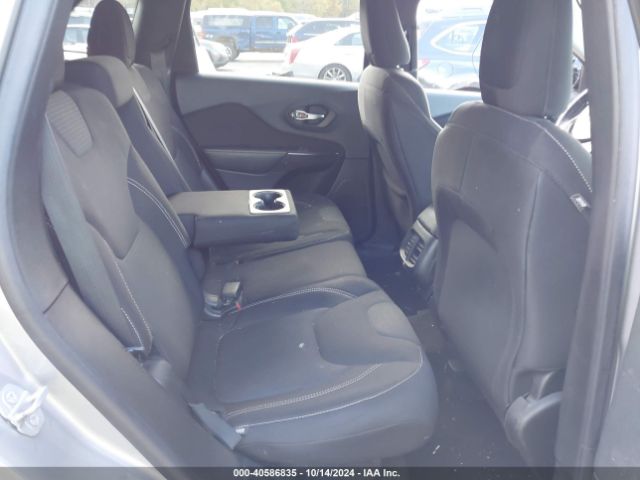 1C4PJMCS8FW649471 Jeep Cherokee Latitude