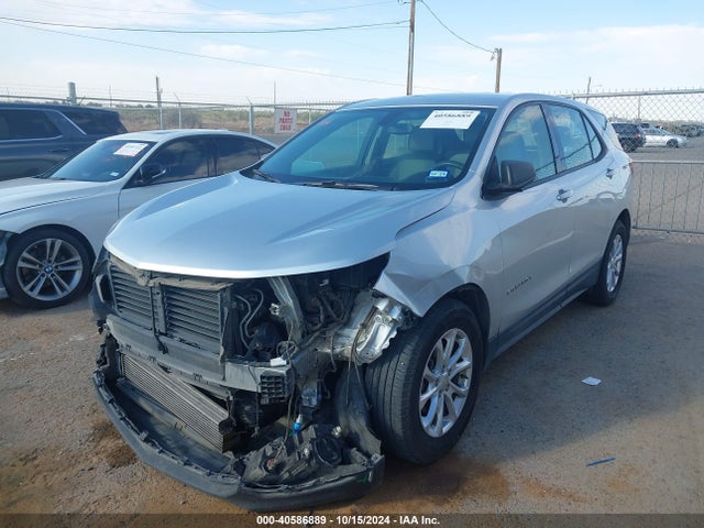 Chevrolet EQUINOX LS 2019 3GNAXHEV0KS574443 Image 2