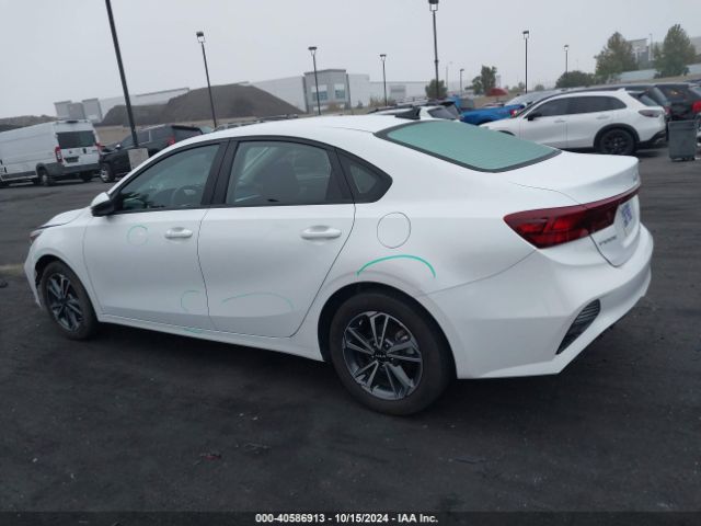 3KPF24AD1NE481727 KIA Forte Lxs