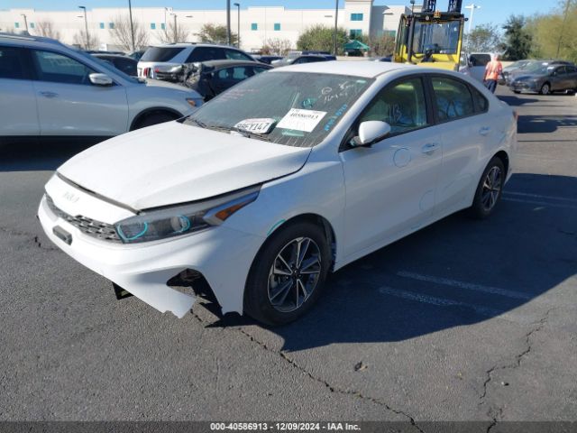 3KPF24AD1NE481727 KIA Forte Lxs