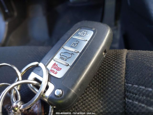 KMHTC6AD7HU324359 Hyundai Veloster Value Edition