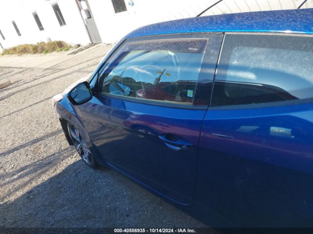 KMHTC6AD7HU324359 Hyundai Veloster Value Edition