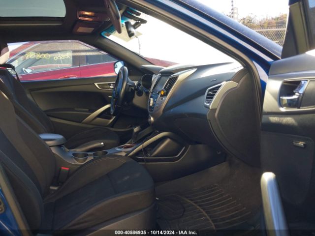 KMHTC6AD7HU324359 Hyundai Veloster Value Edition