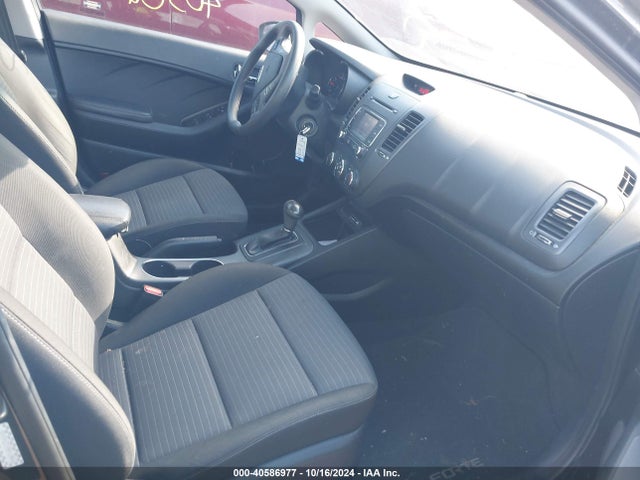 KIA FORTE LX 2016 KNAFX4A6XG5488867 Image 5