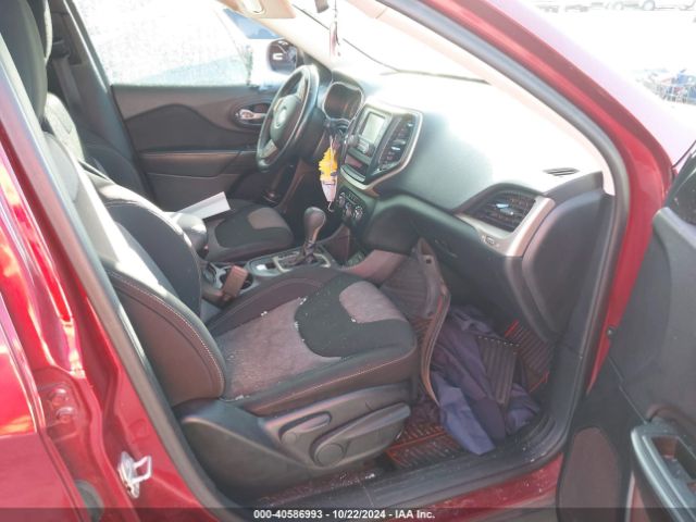 1C4PJLAB1FW731944 Jeep Cherokee Sport