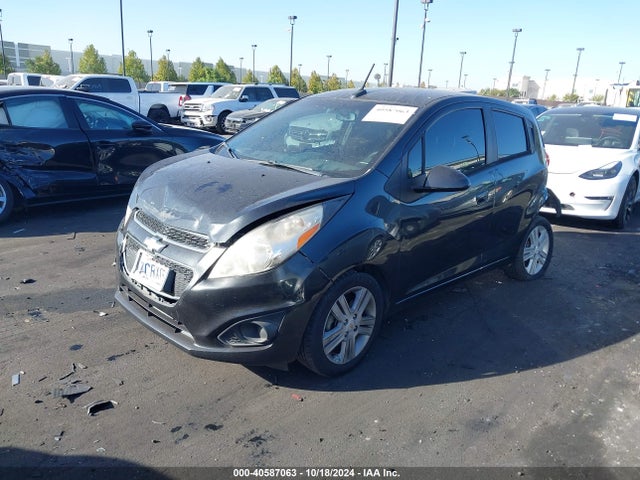 Chevrolet Spark Ls Auto 2014 KL8CB6S93EC438550 Image 2