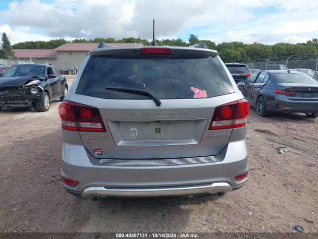 3C4PDDGG1JT430525 Dodge Journey Crossroad Awd