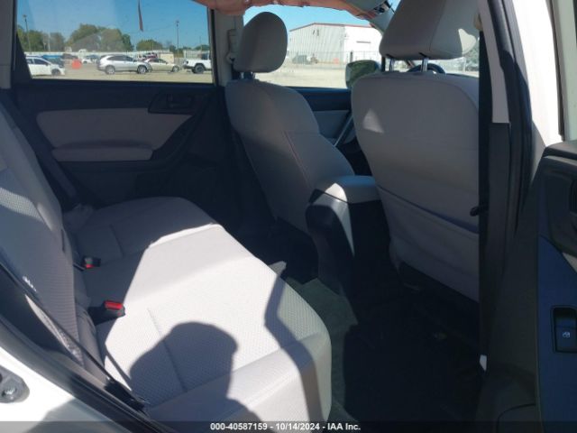 JF2SJADC8FH810844 Subaru Forester 2.5i Premium