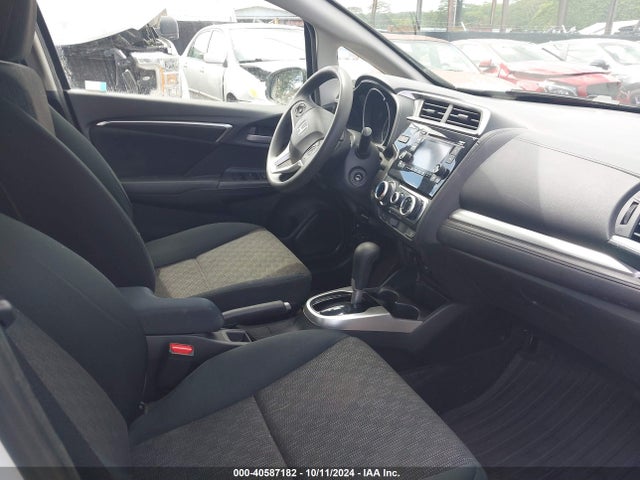 Honda FIT LX 2015 3HGGK5H54FM759425 Image 5