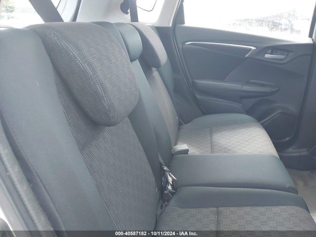 Honda FIT LX 2015 3HGGK5H54FM759425 Image 8