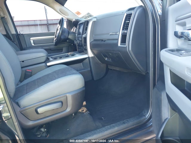 RAM 1500 Big Horn  4x4 5'7 Box 2018 3C6RR7LG8JG235121 Image 5