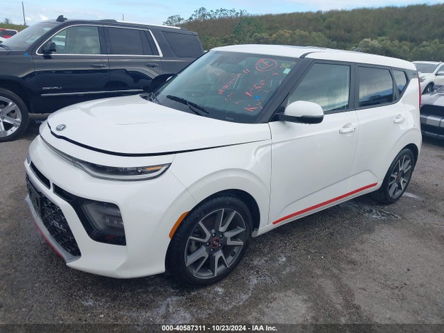 KIA Soul Turbo 2021 KNDJ53AF2M7137951 Image 2