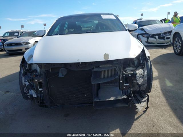 5XXGR4A6XFG347180 KIA Optima Sxl Turbo